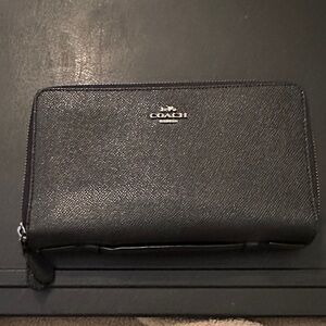 Coach Textured Black Zip Travel Wallet